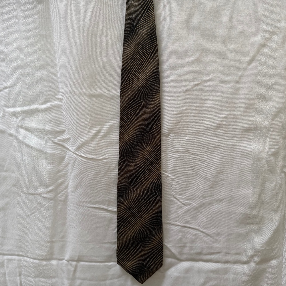 Tino Cosina Linear Vintage Pattern Tie